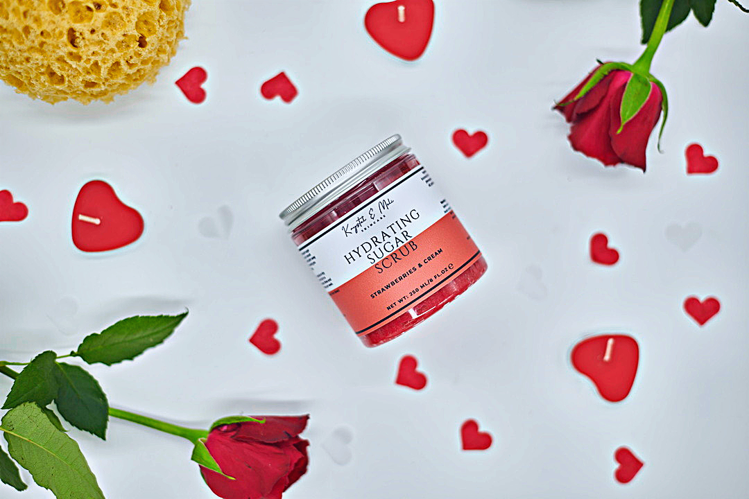strawberries & cream hydrating sugar scrub